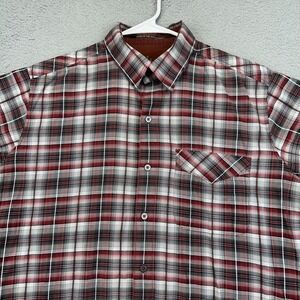 Kuhl Shirt Mens Medium Red Black Plaid Short Sleeve Button Up Mountain‎ Grown